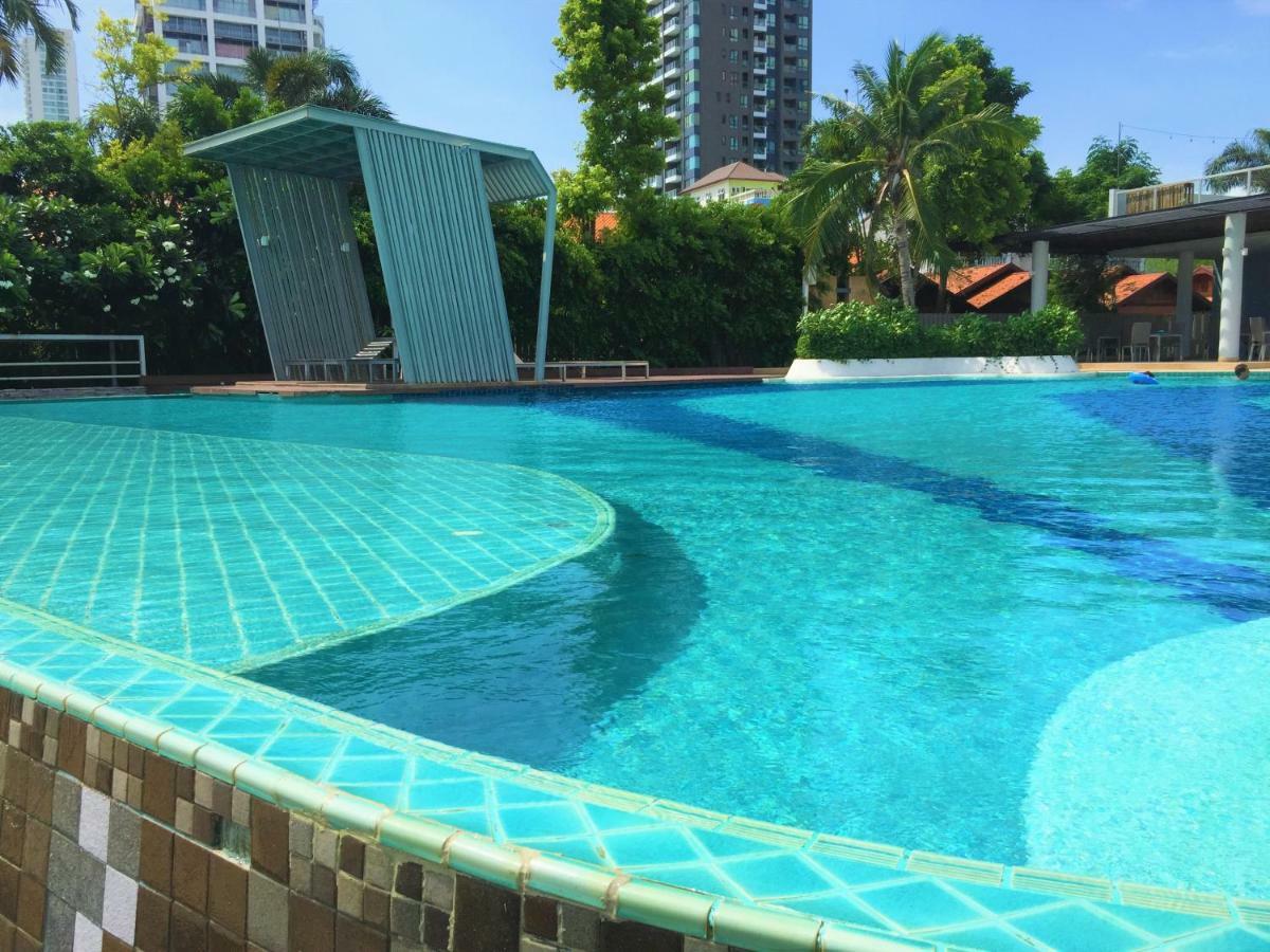 Cosy Lumpini Beachfront One Bedroom Jomtein Jomtien Exterior foto